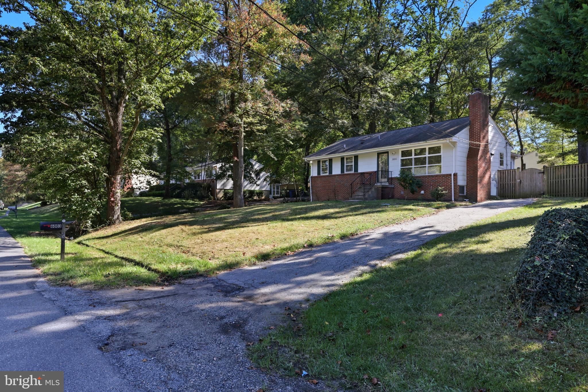 Real estate listing preview #2