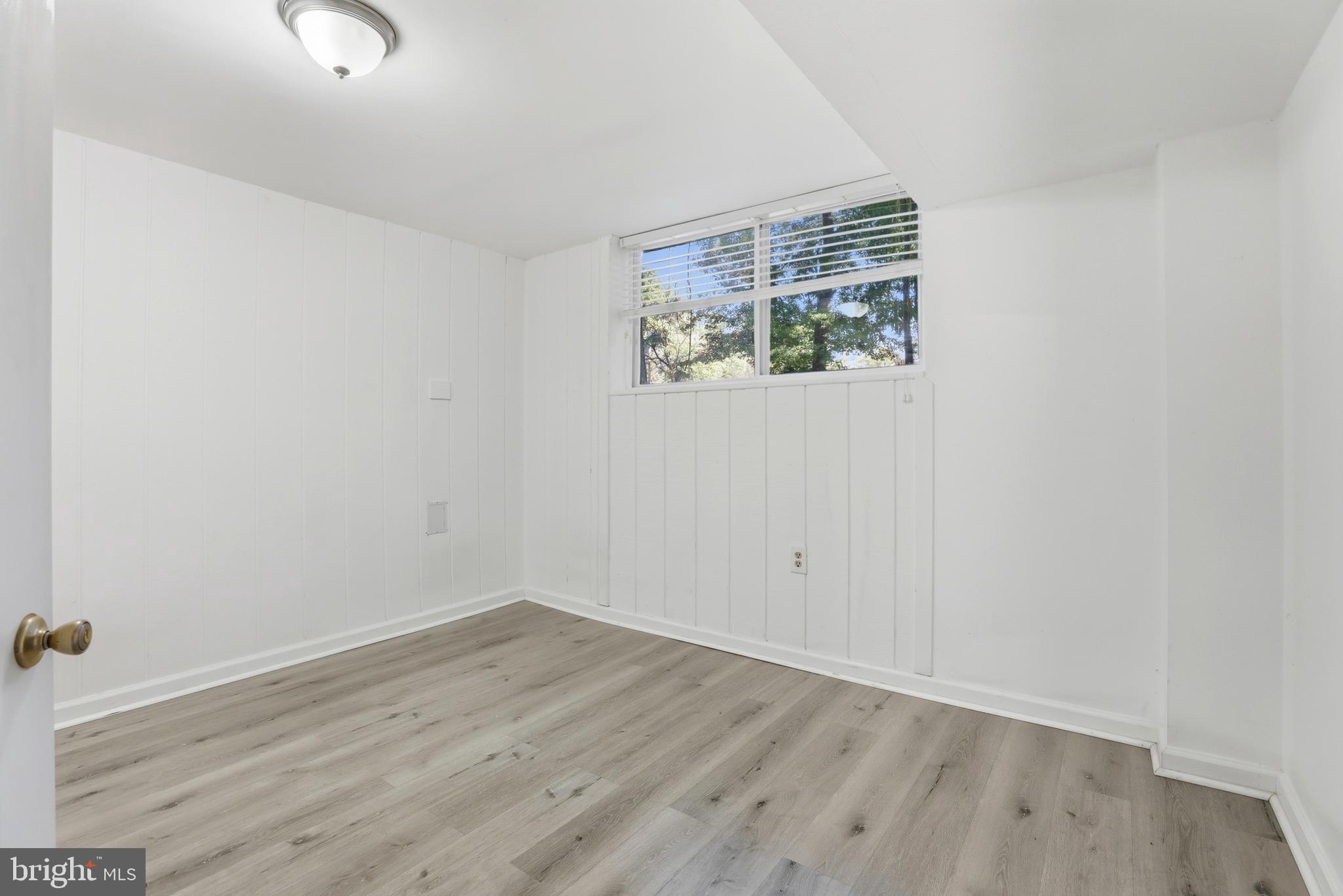 Real estate listing preview #17