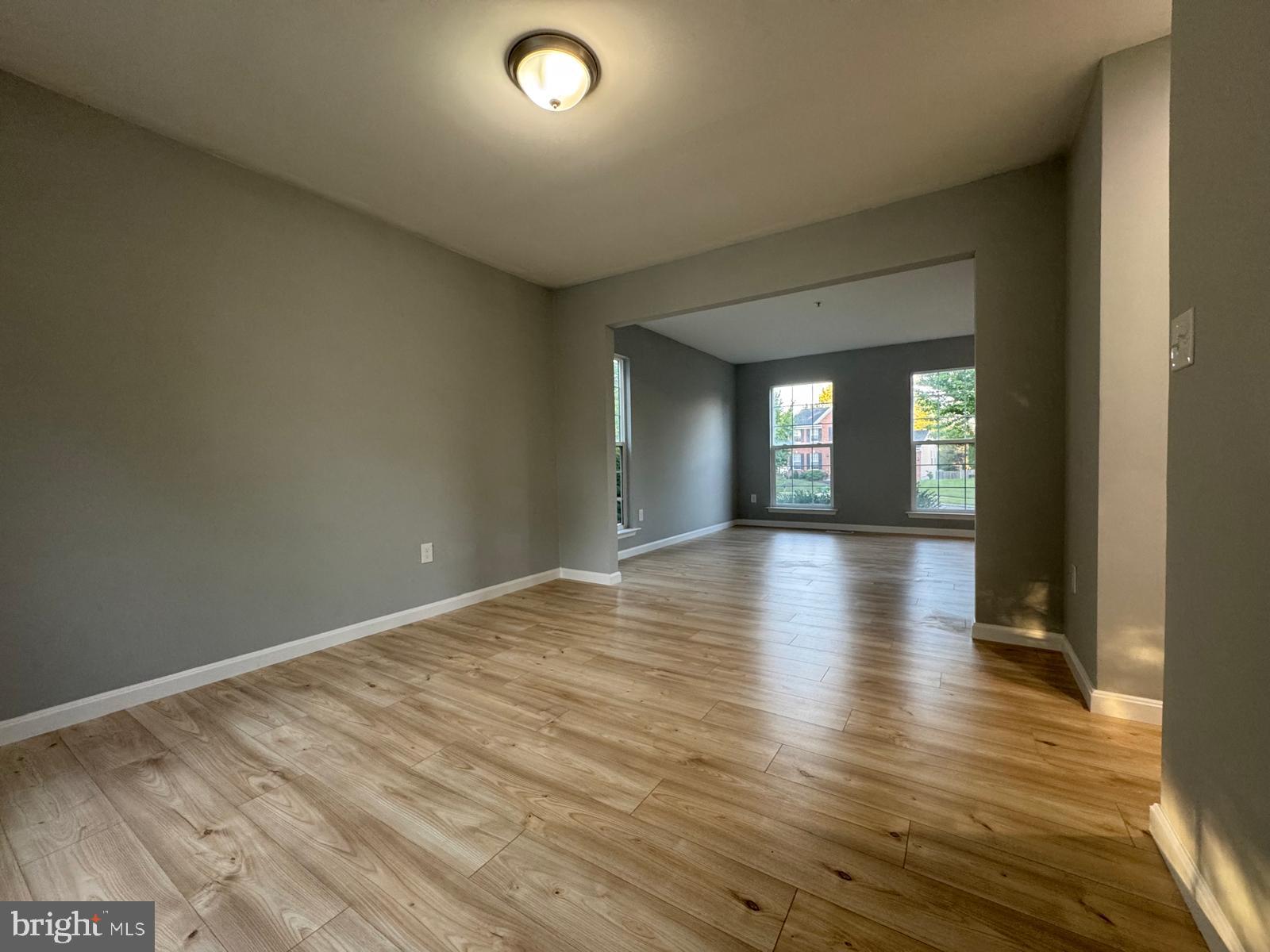 Real estate listing preview #3