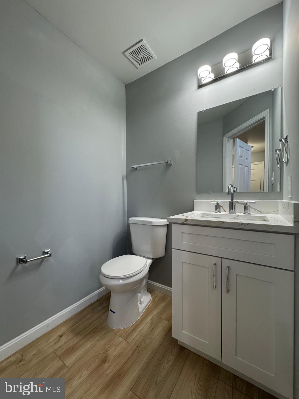 Real estate listing preview #12