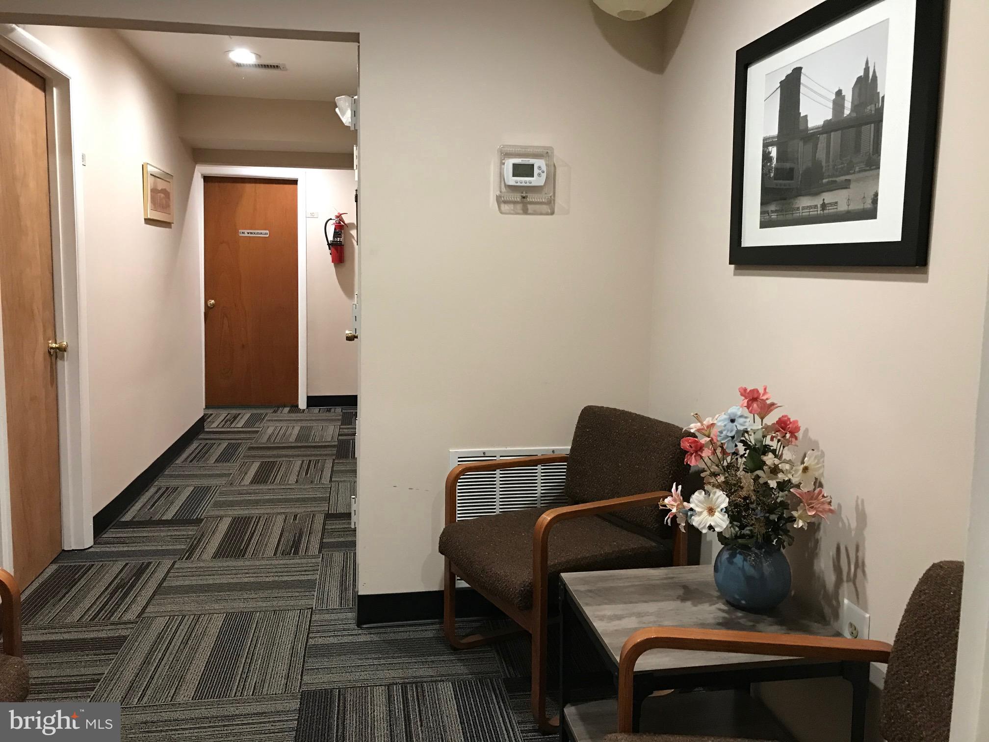 Real estate listing preview #2