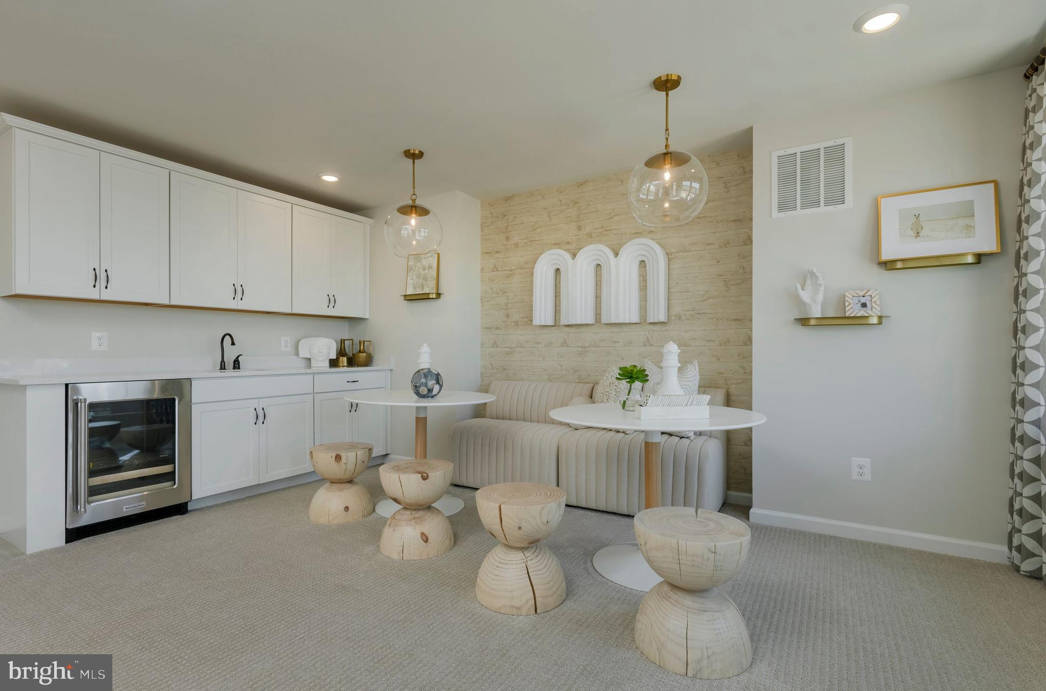 Real estate listing preview #11