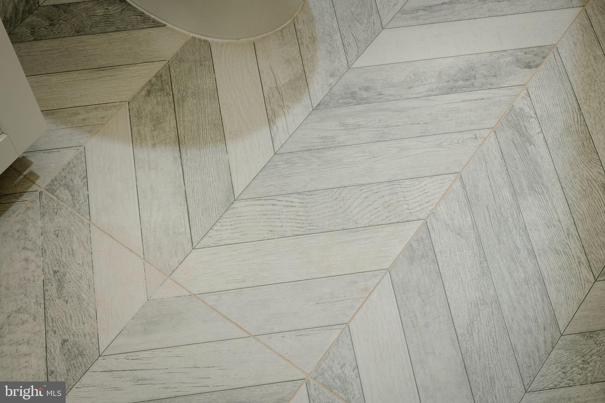 Real estate listing preview #12