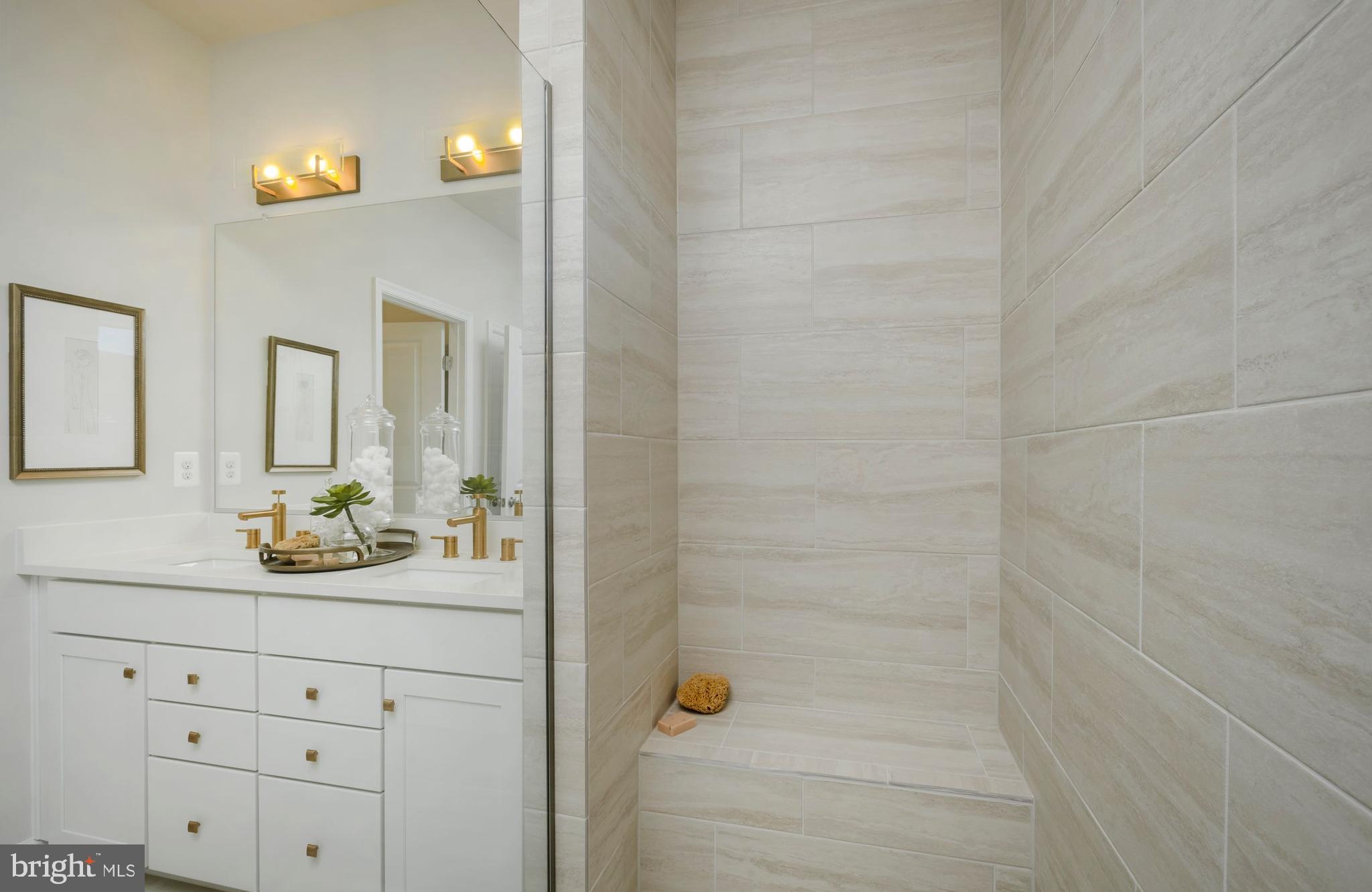 Real estate listing preview #25