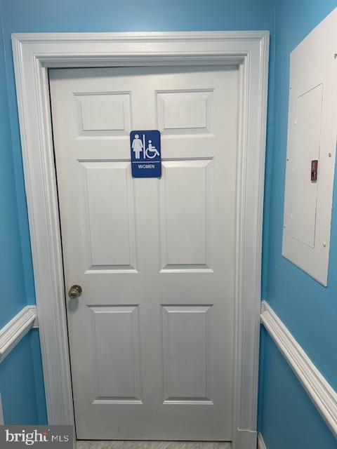 Real estate listing preview #8