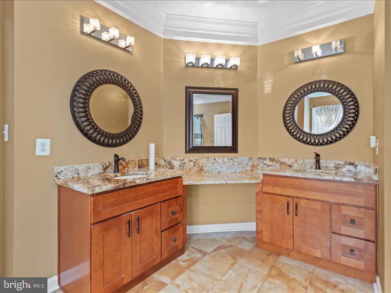 Real estate listing preview #42