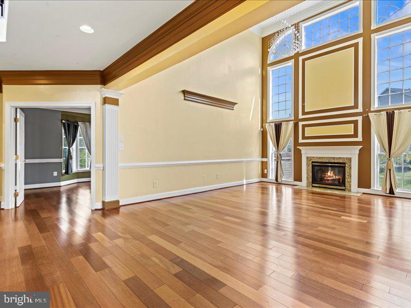 Real estate listing preview #24