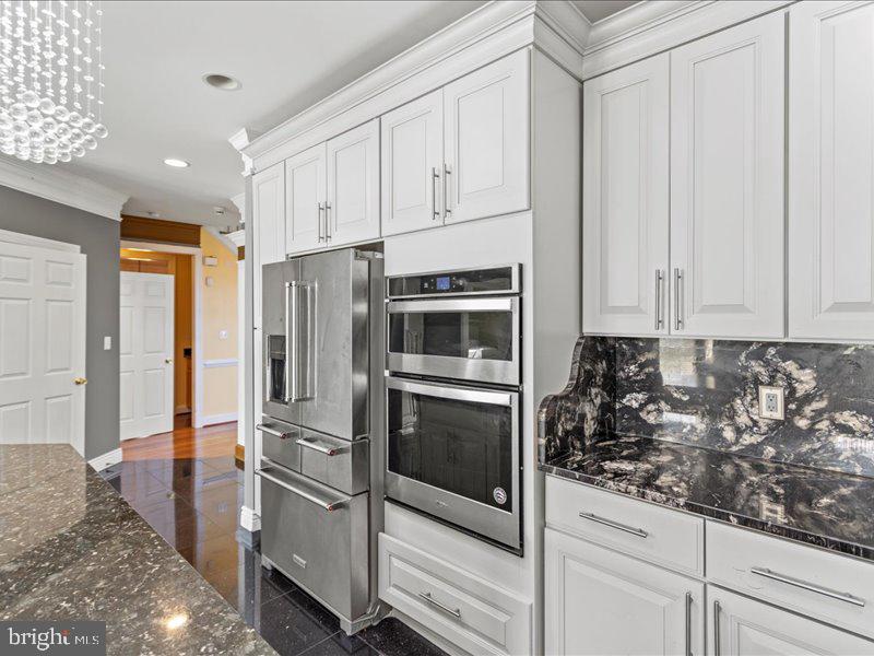 Real estate listing preview #32