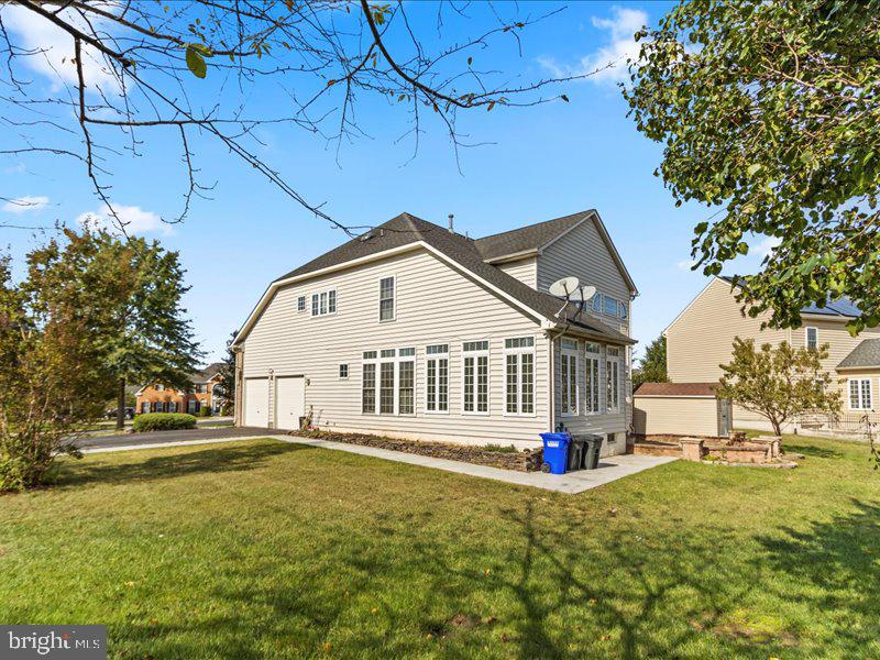 Real estate listing preview #8