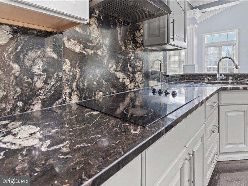 Real estate listing preview #33