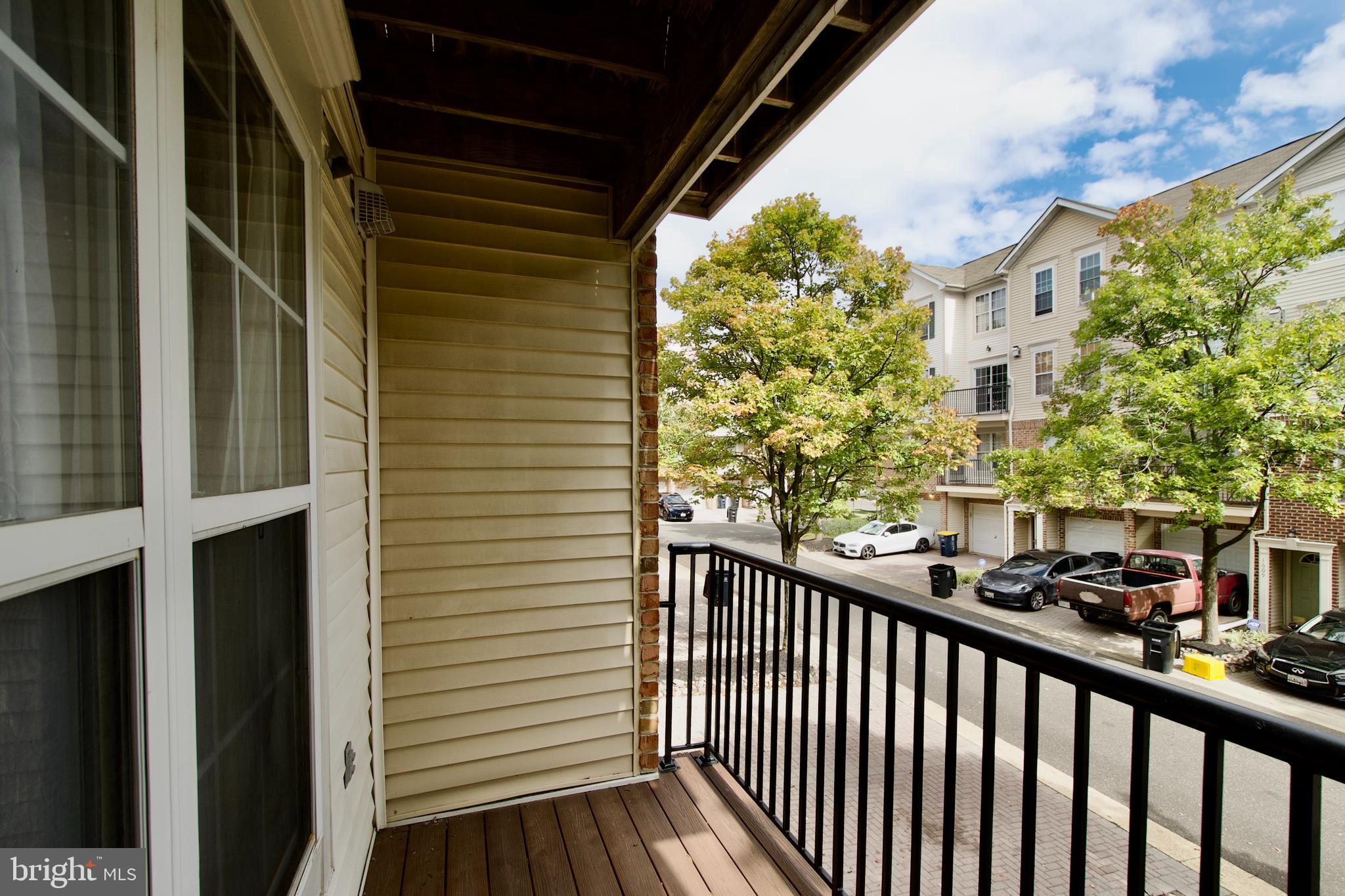 Real estate listing preview #19