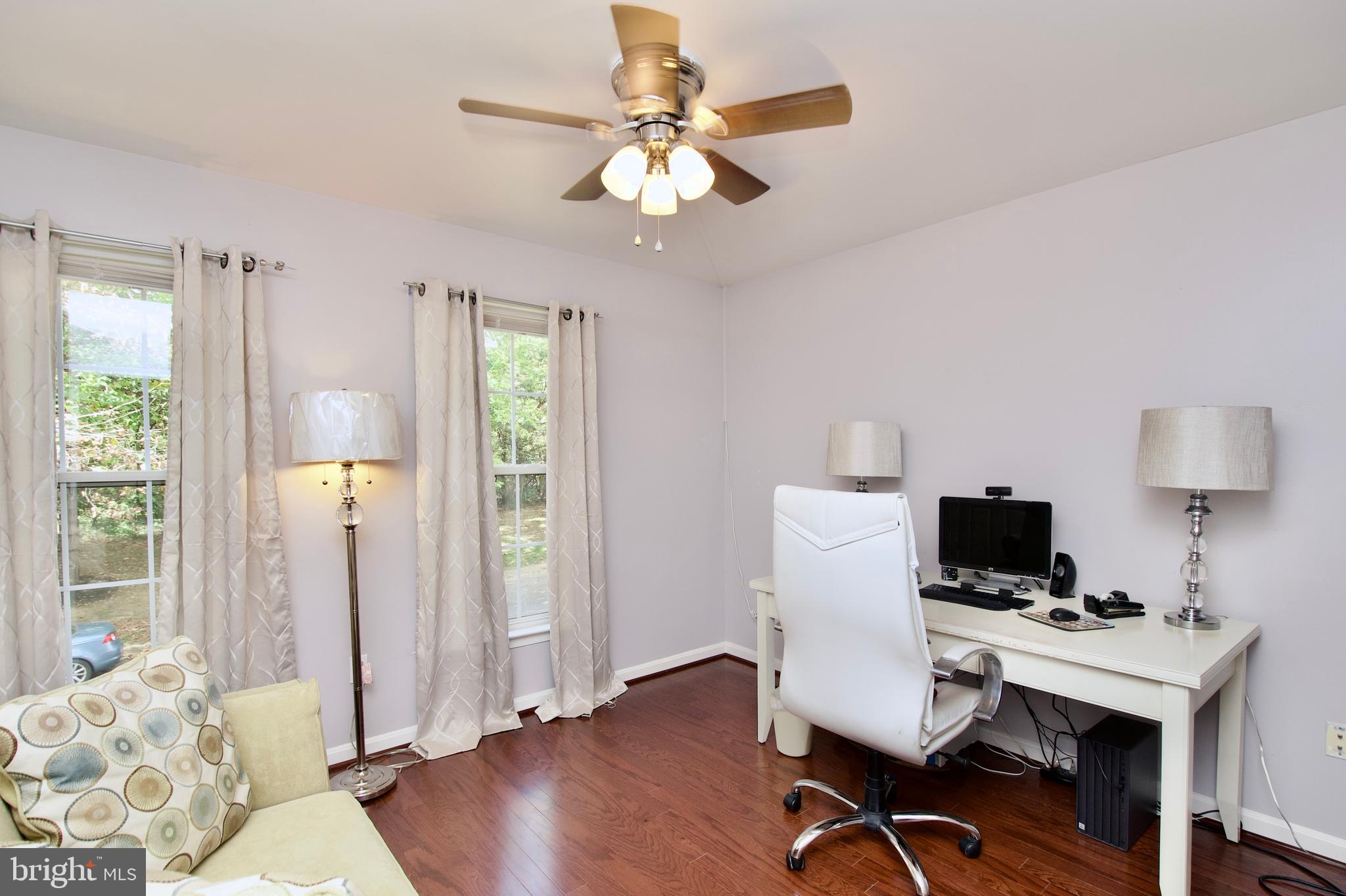 Real estate listing preview #24