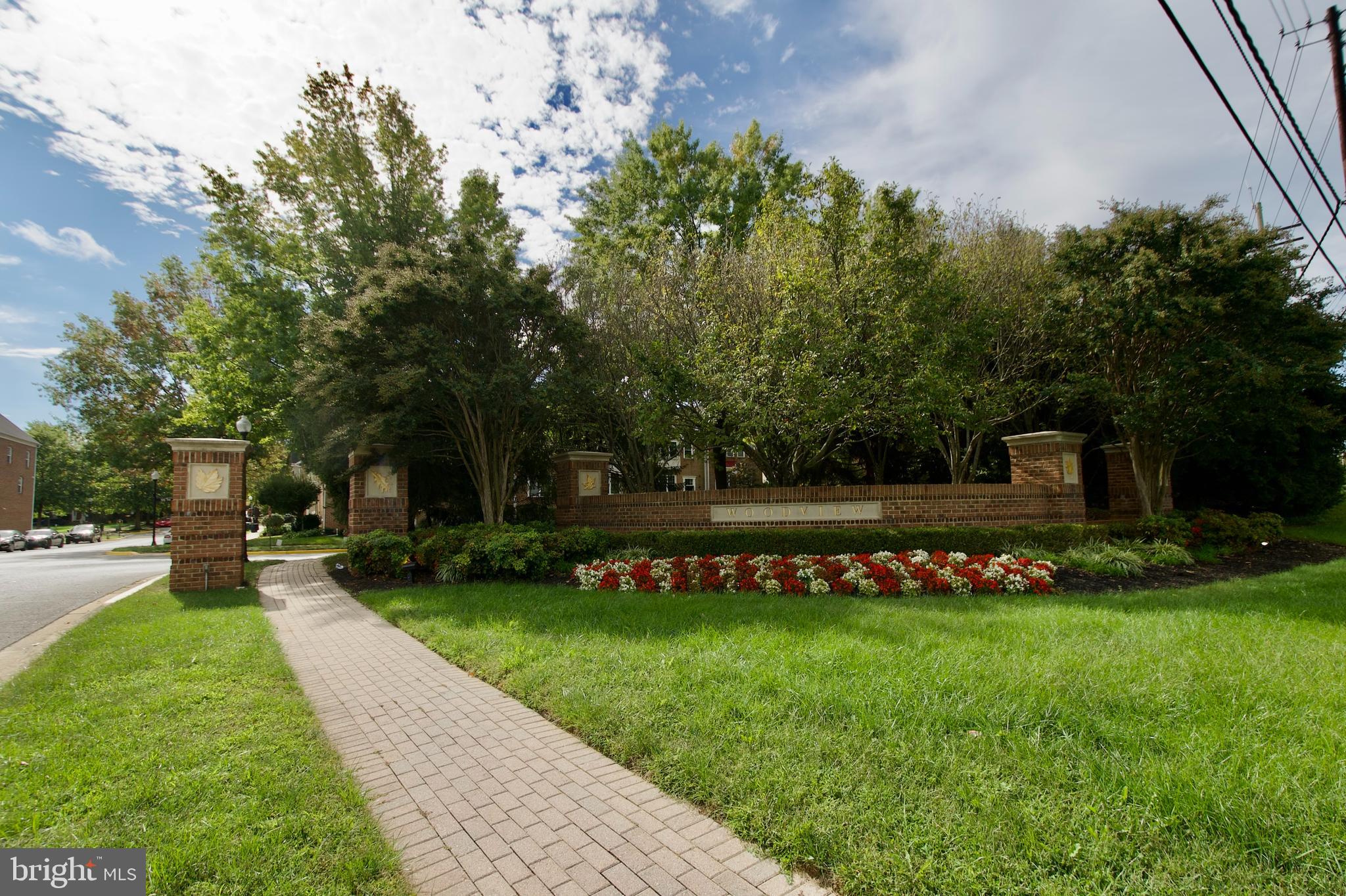 Real estate listing preview #34