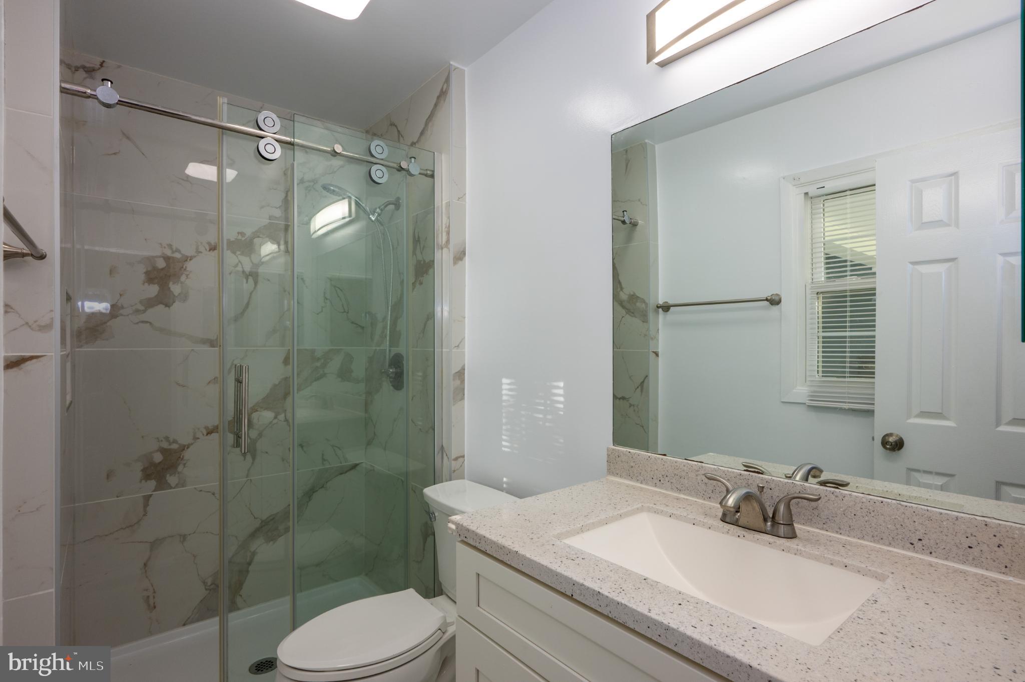 Real estate listing preview #24