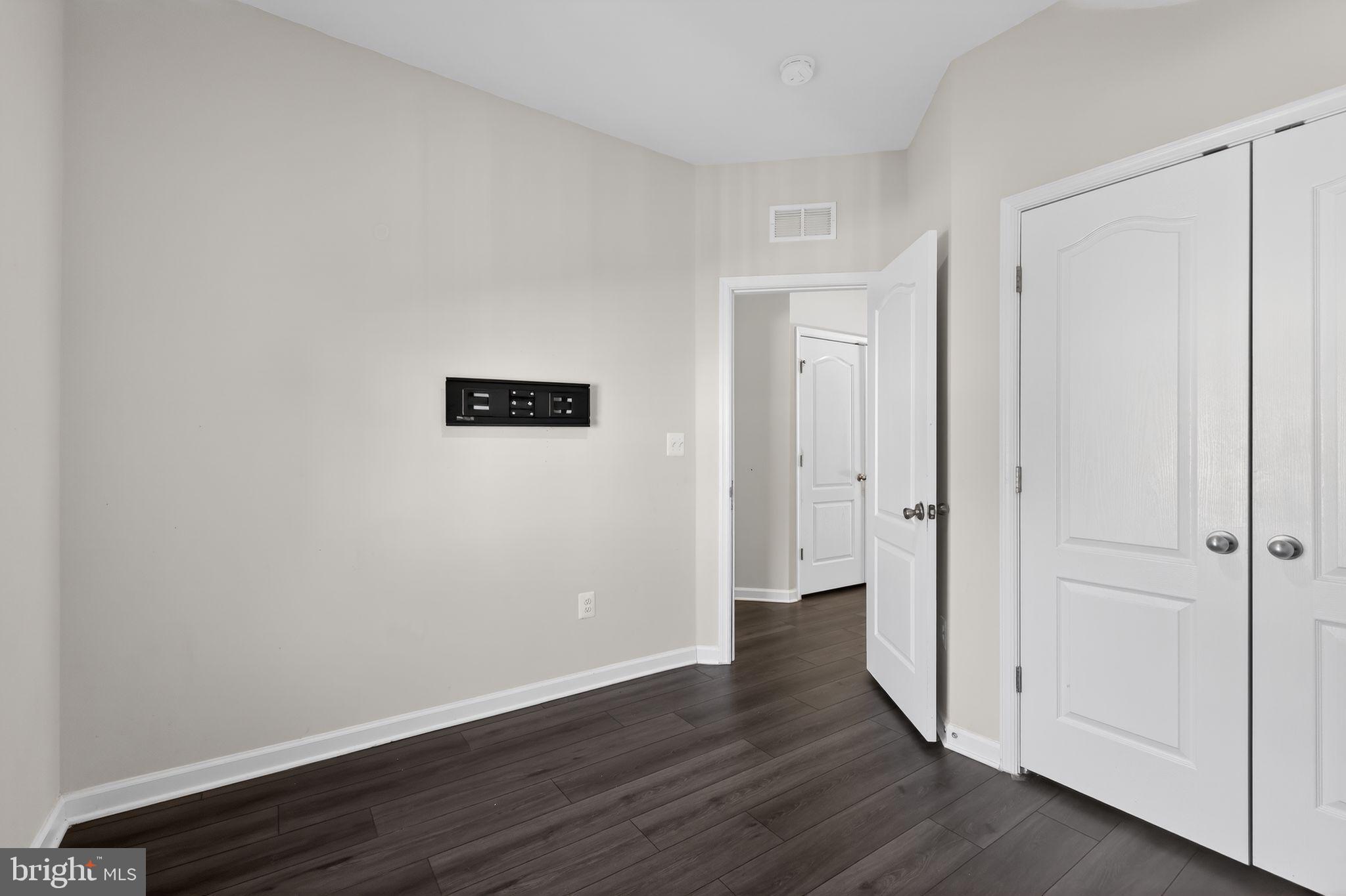 Real estate listing preview #19