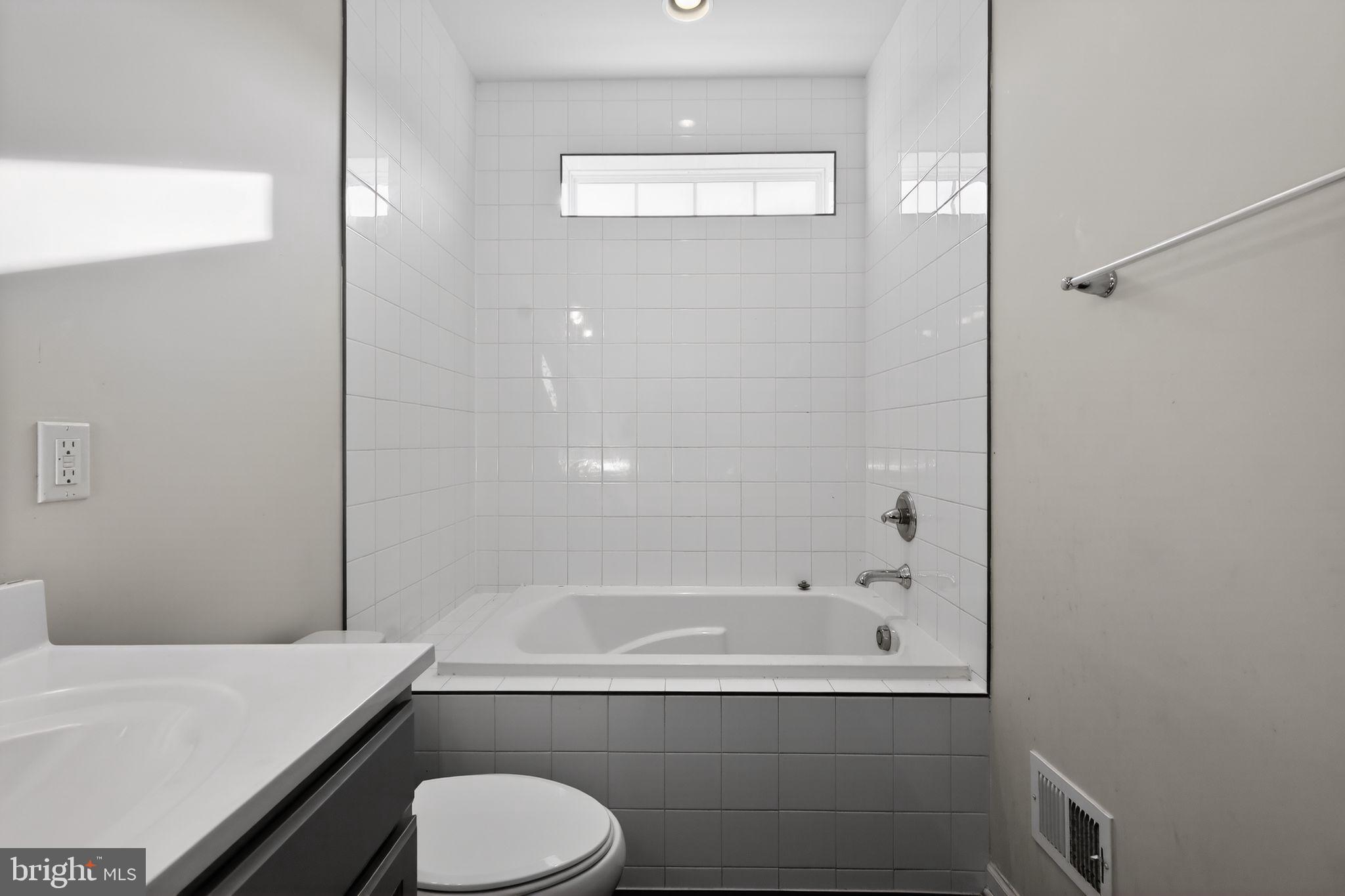 Real estate listing preview #21