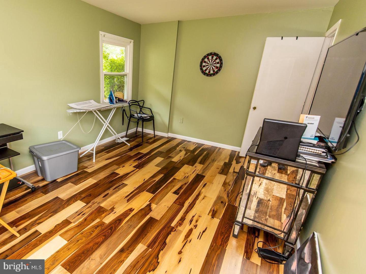 Real estate listing preview #34