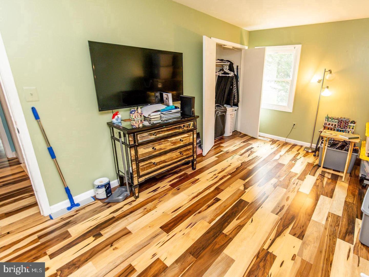 Real estate listing preview #33