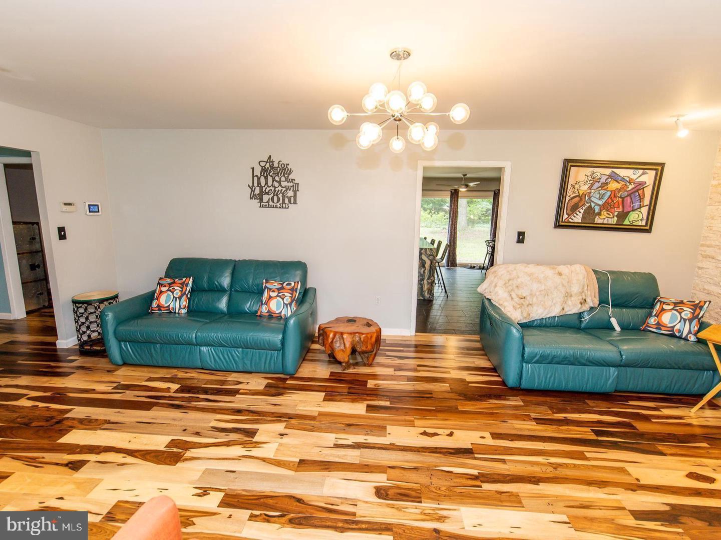 Real estate listing preview #12