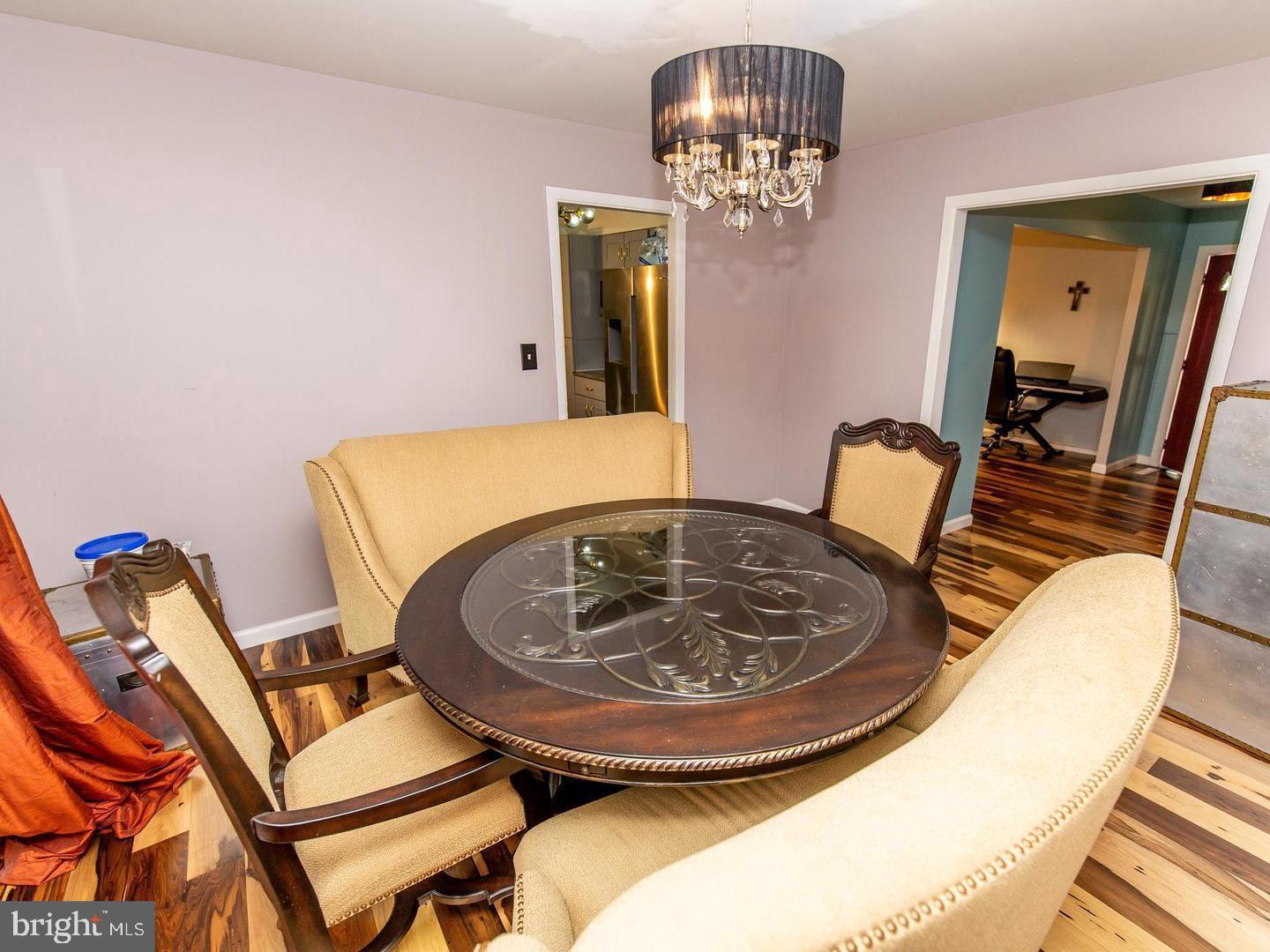 Real estate listing preview #25