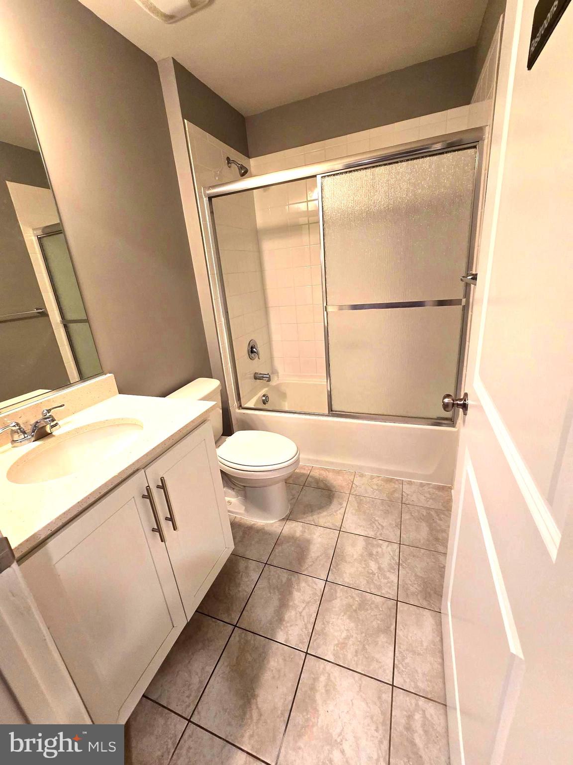 Real estate listing preview #17