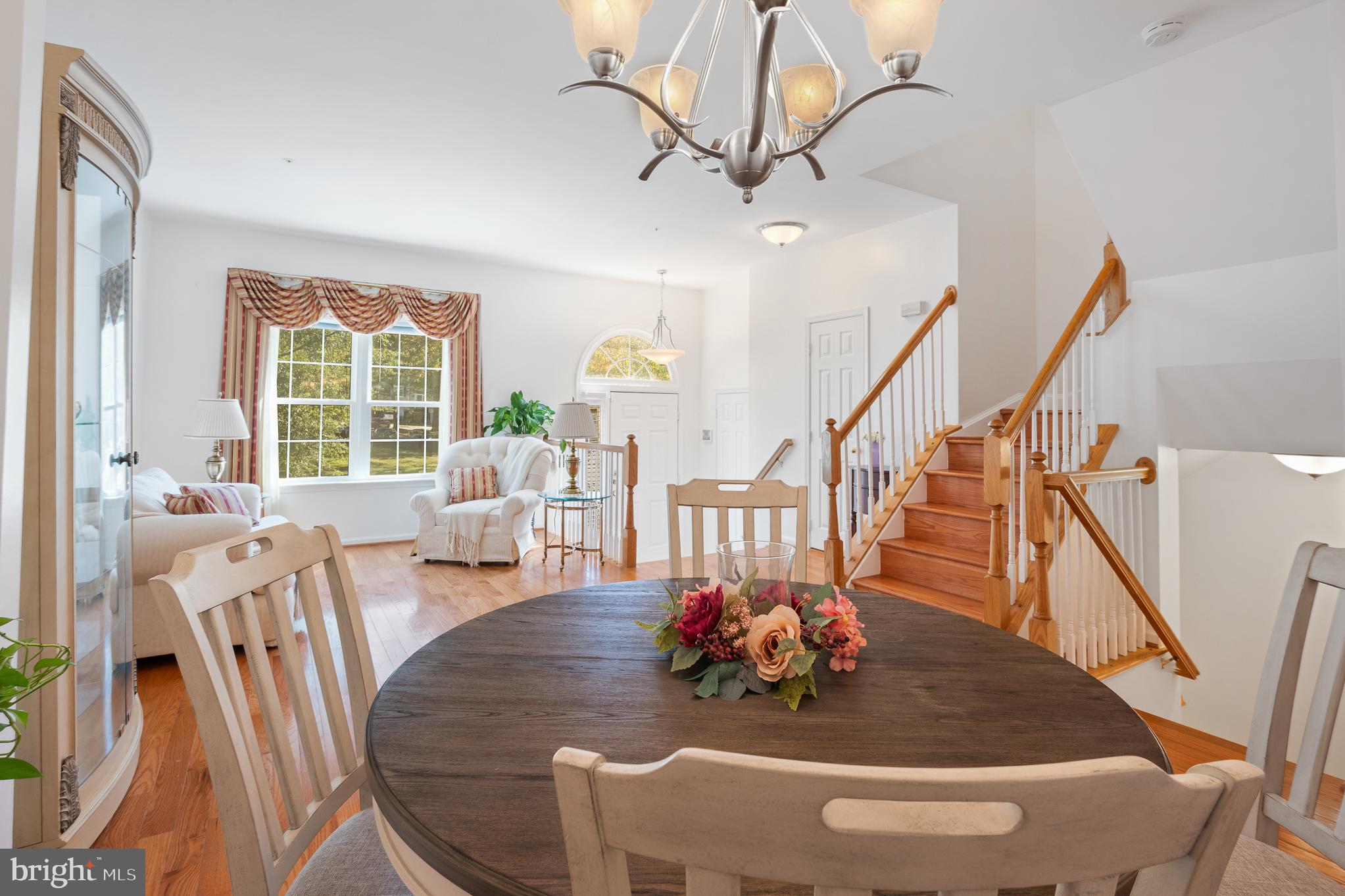 Real estate listing preview #11