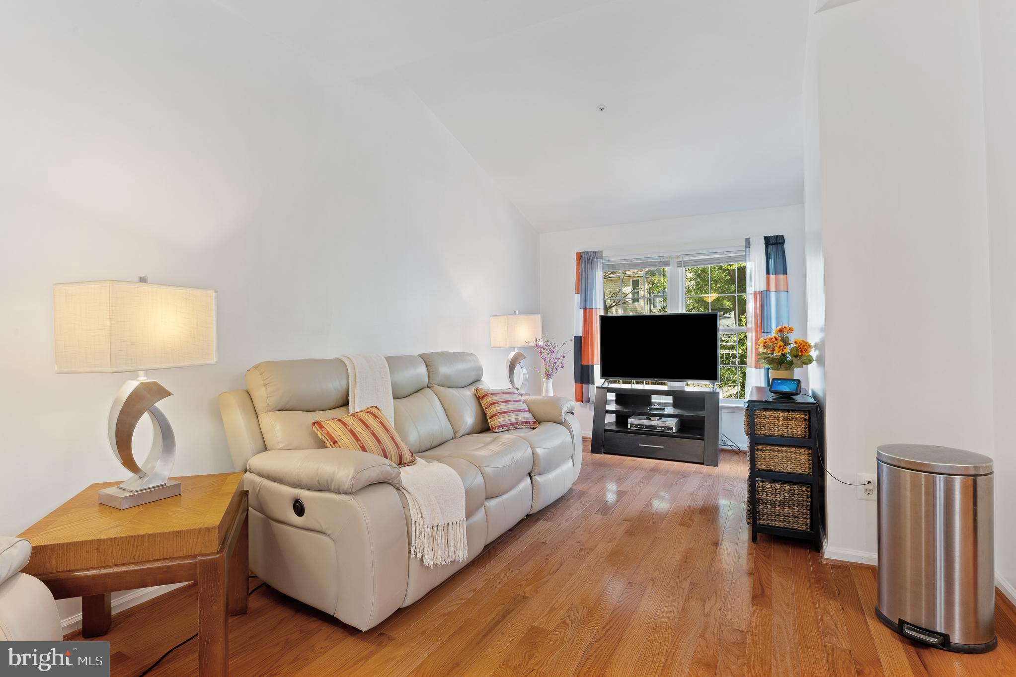 Real estate listing preview #25