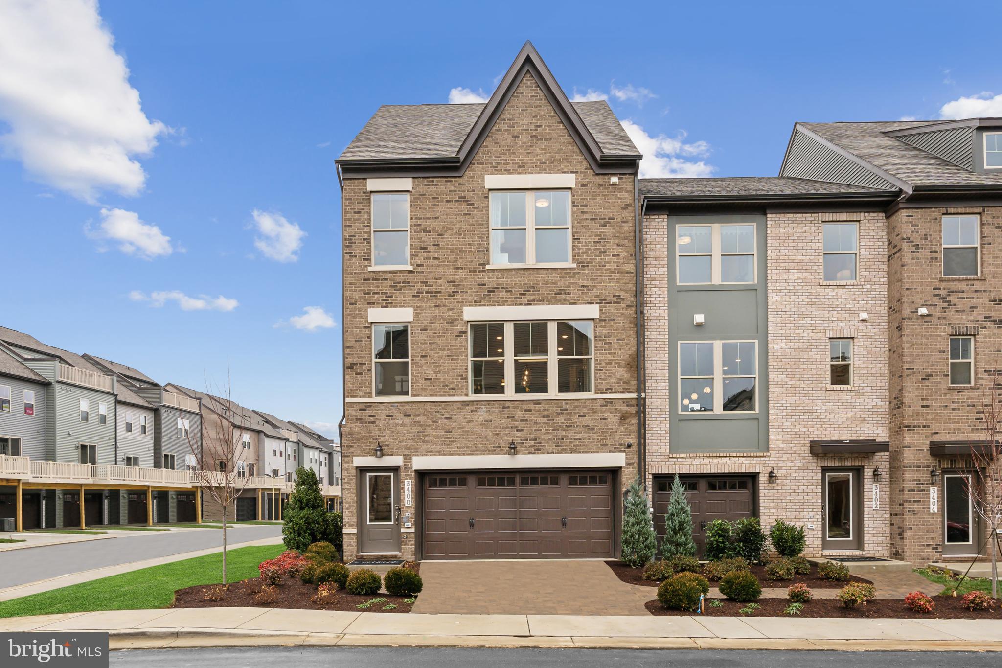 Real estate listing preview #1