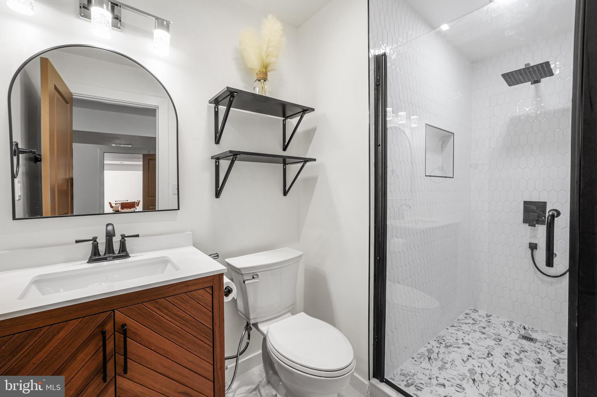 Real estate listing preview #7