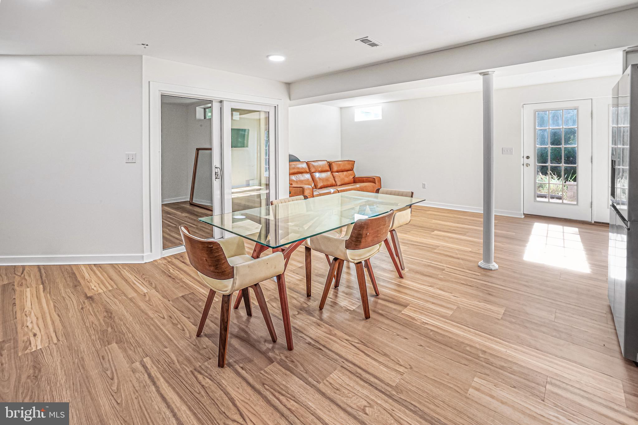 Real estate listing preview #1