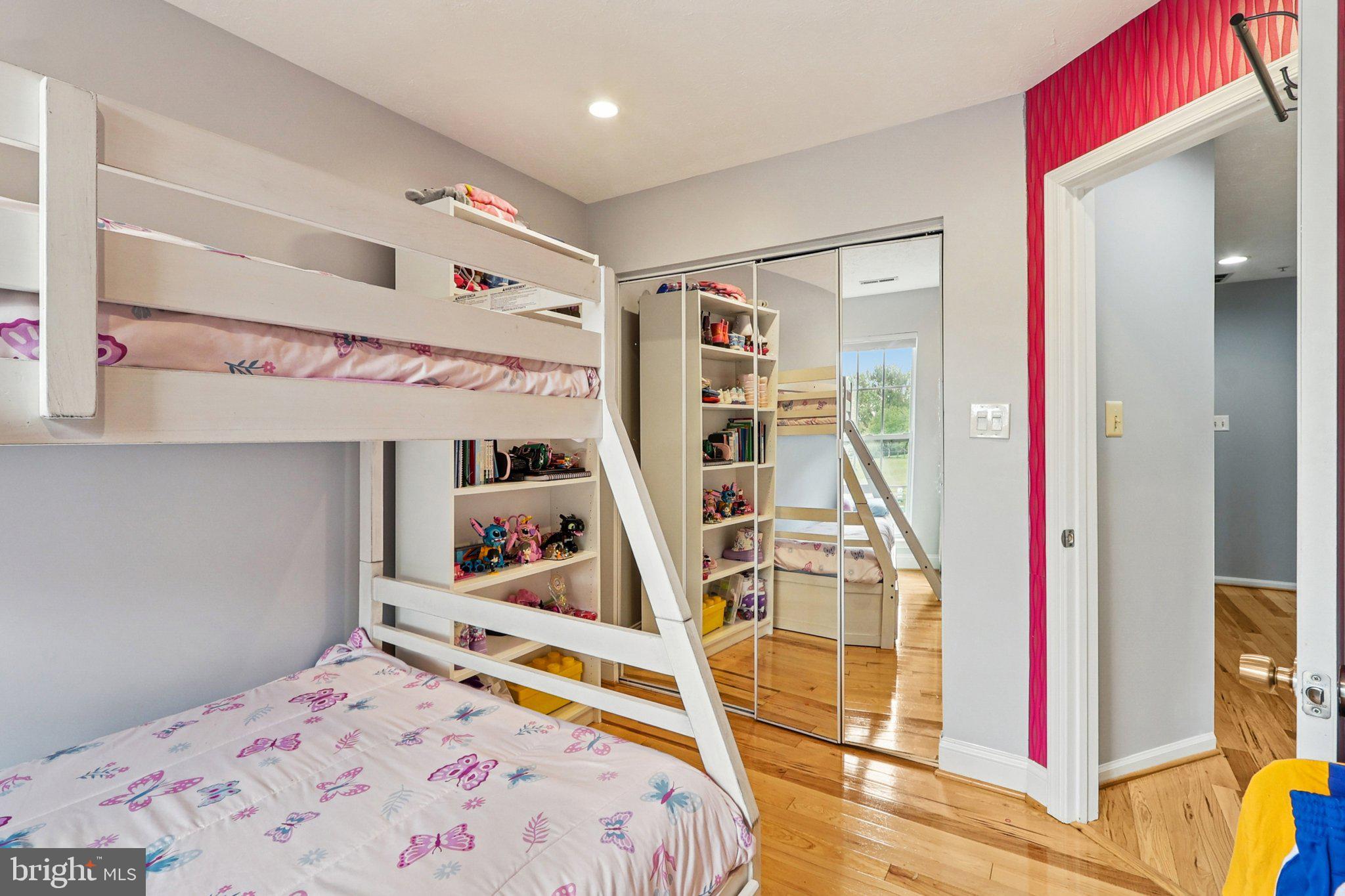 Real estate listing preview #19