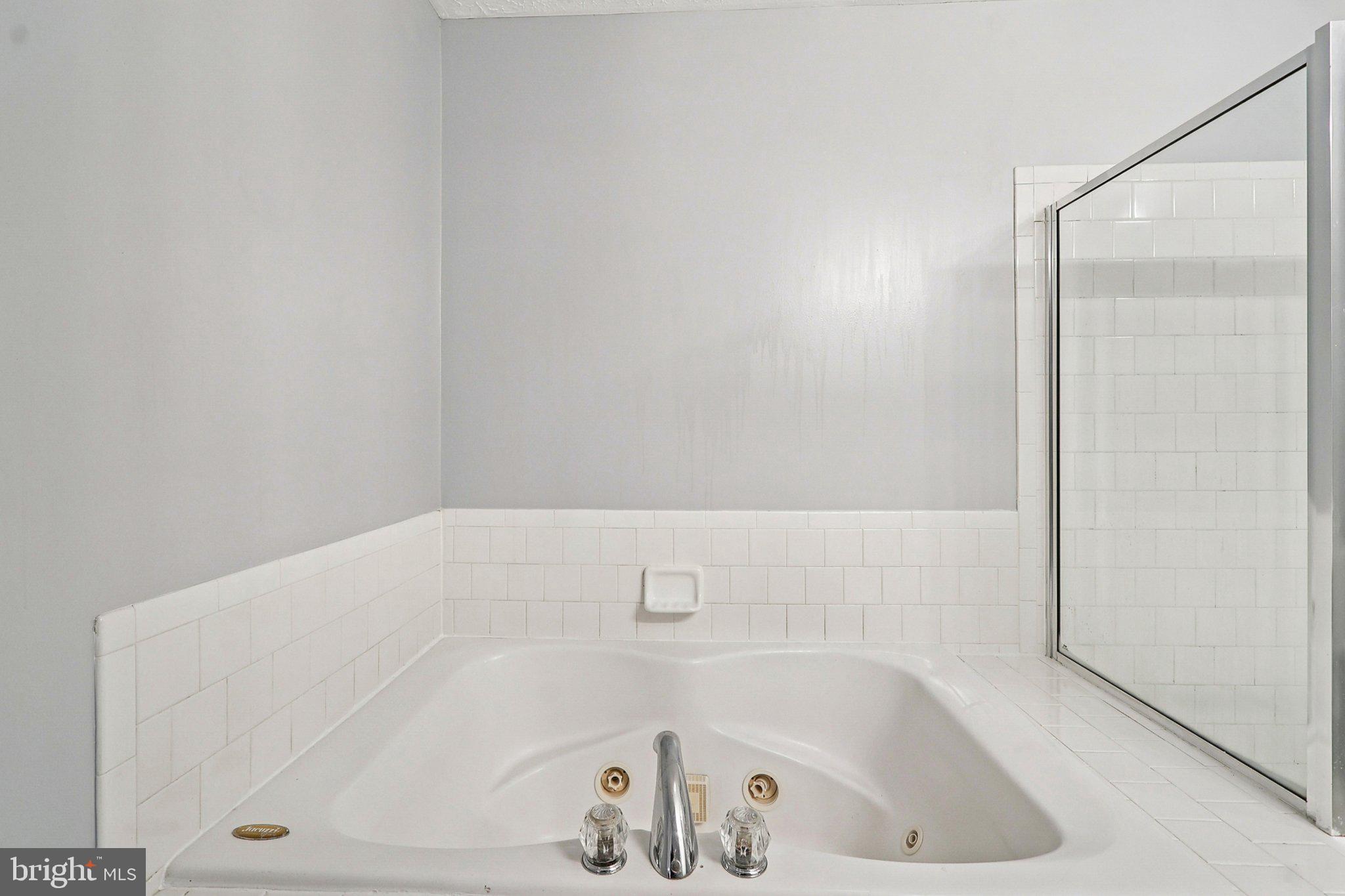 Real estate listing preview #34