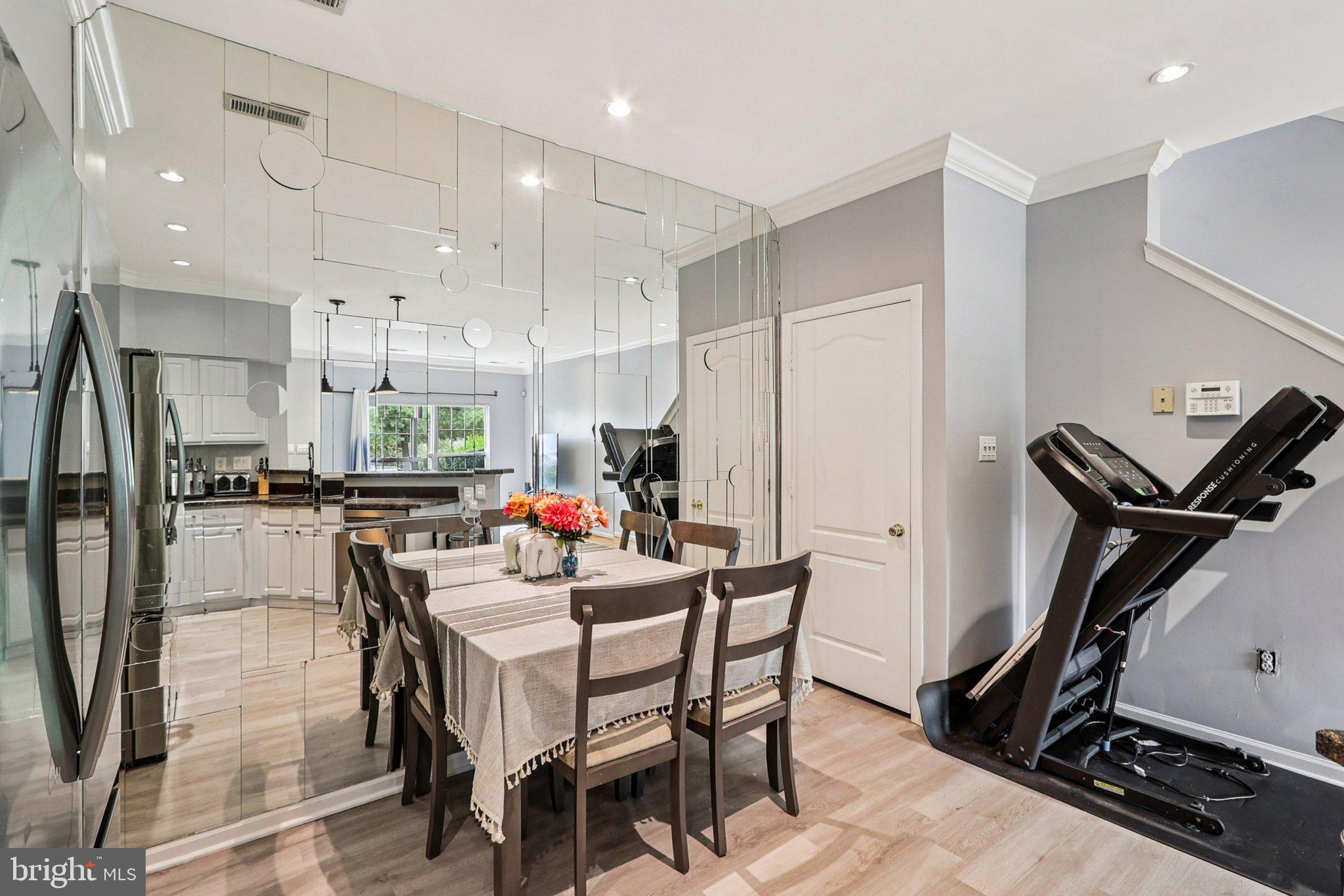 Real estate listing preview #15