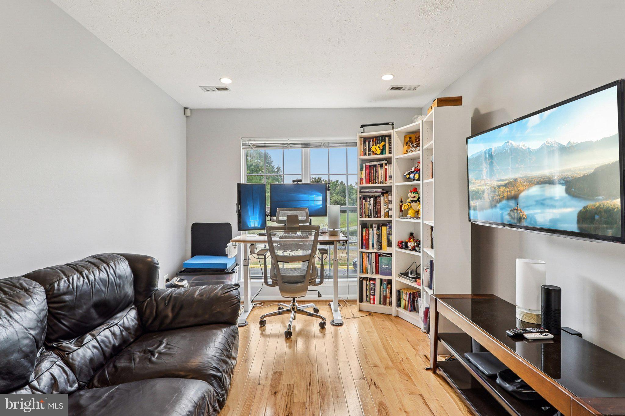 Real estate listing preview #21