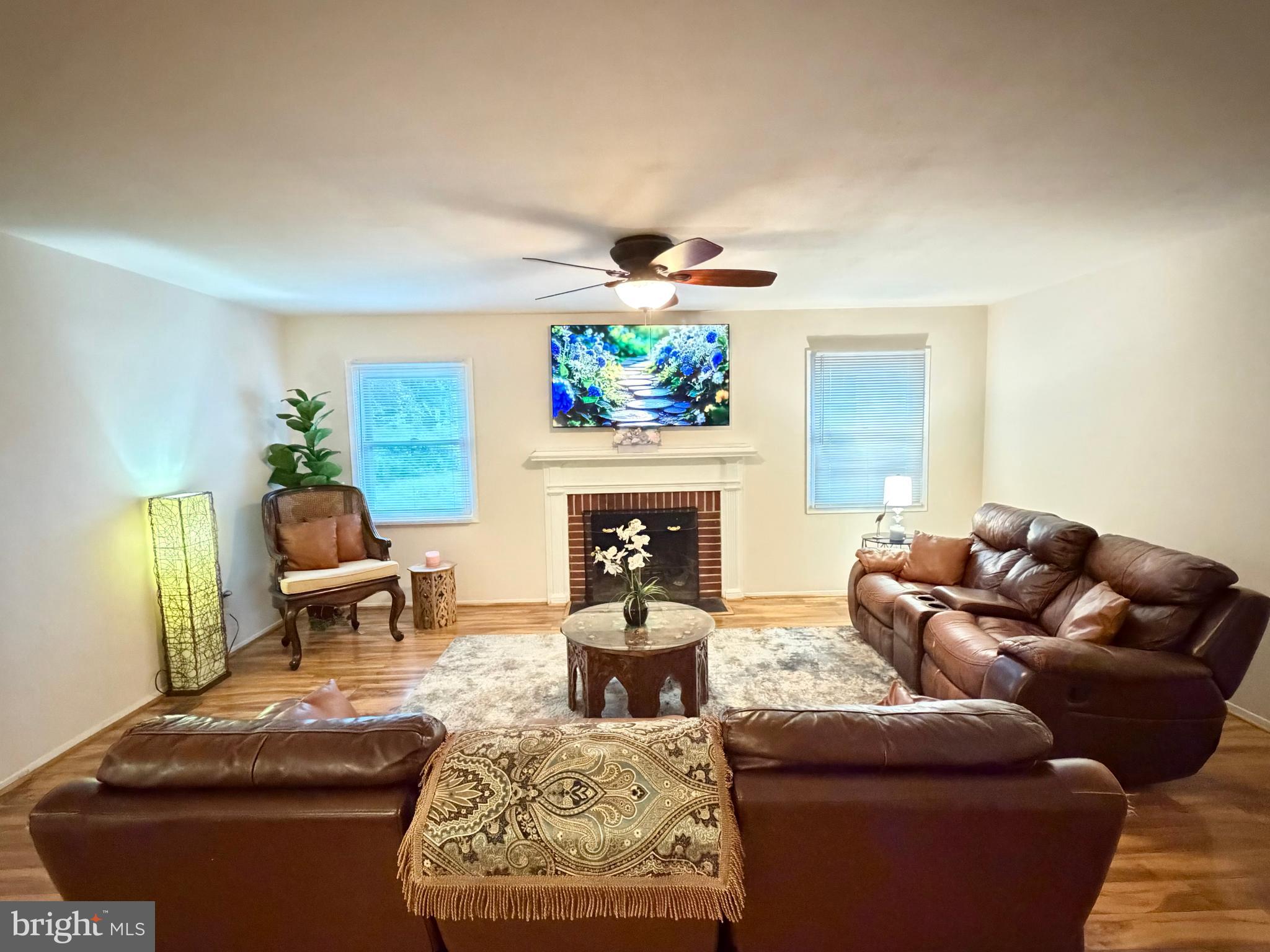 Real estate listing preview #14