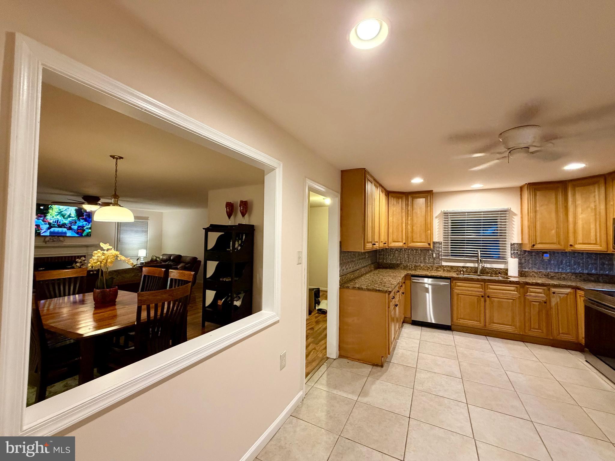 Real estate listing preview #20