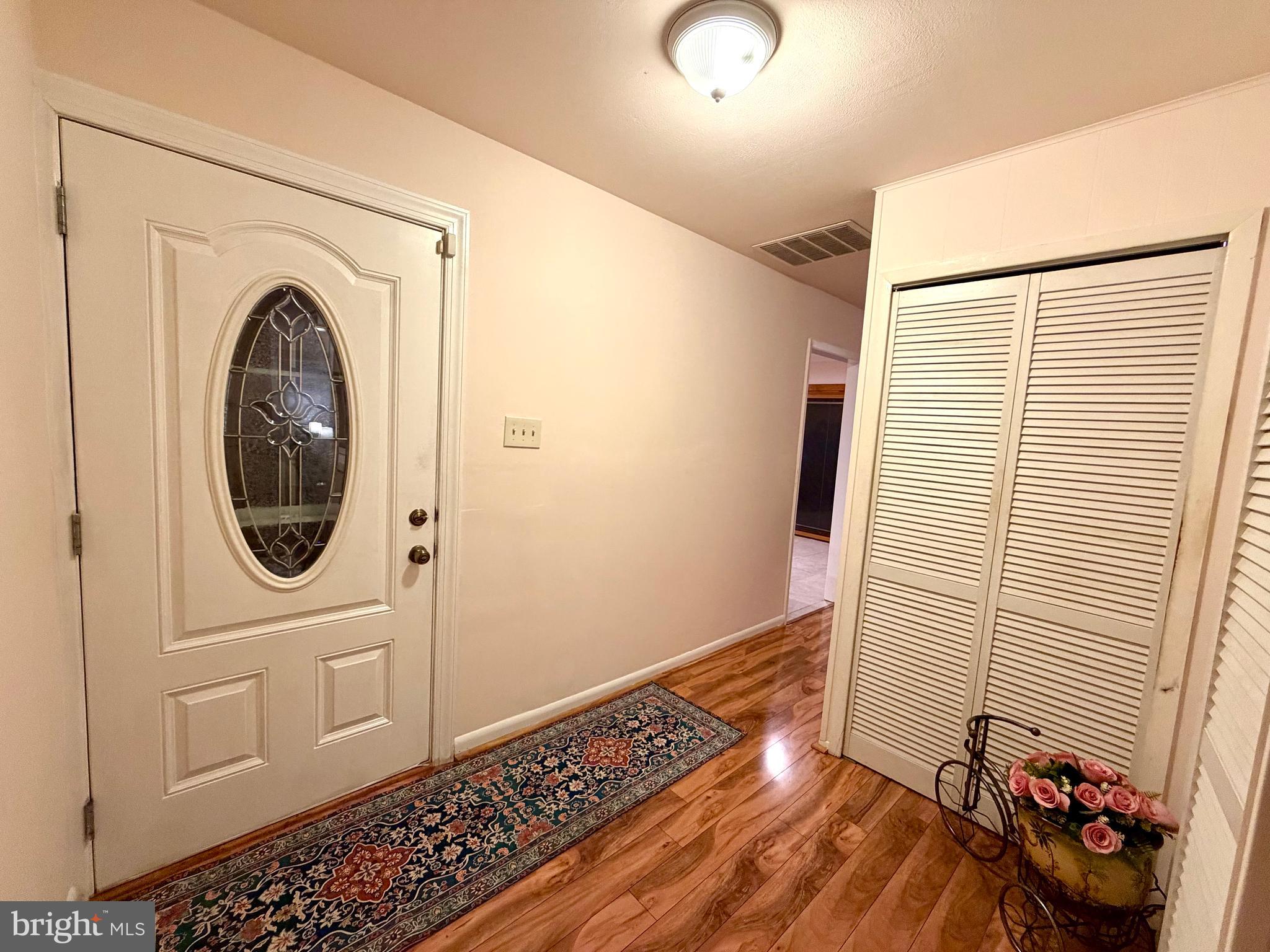 Real estate listing preview #7