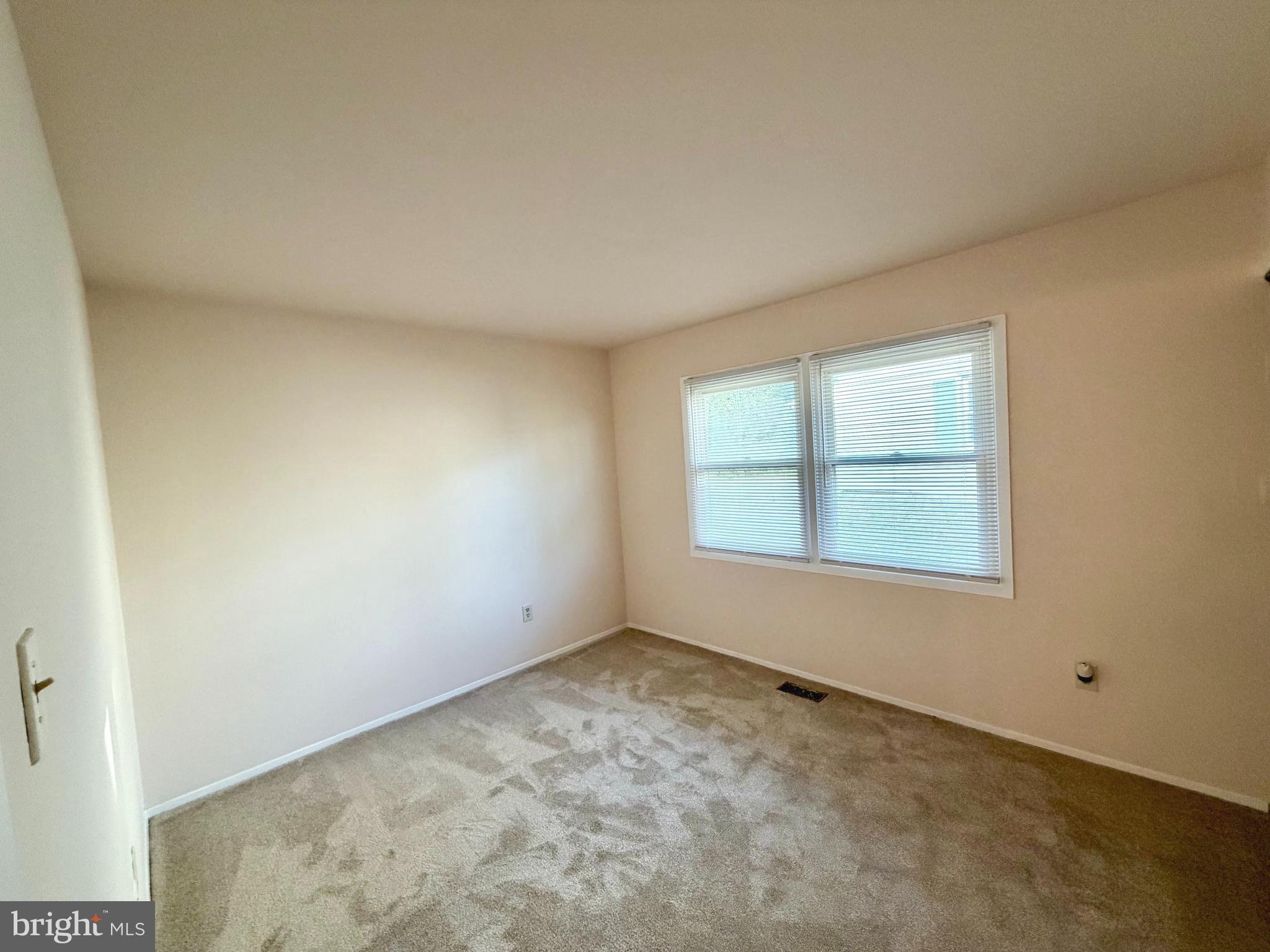 Real estate listing preview #31