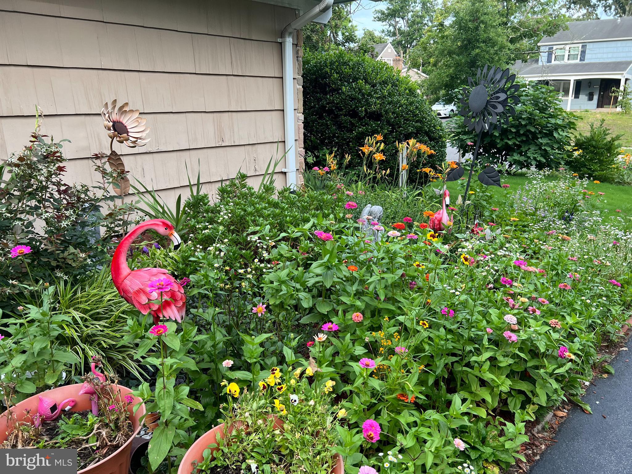 Real estate listing preview #3