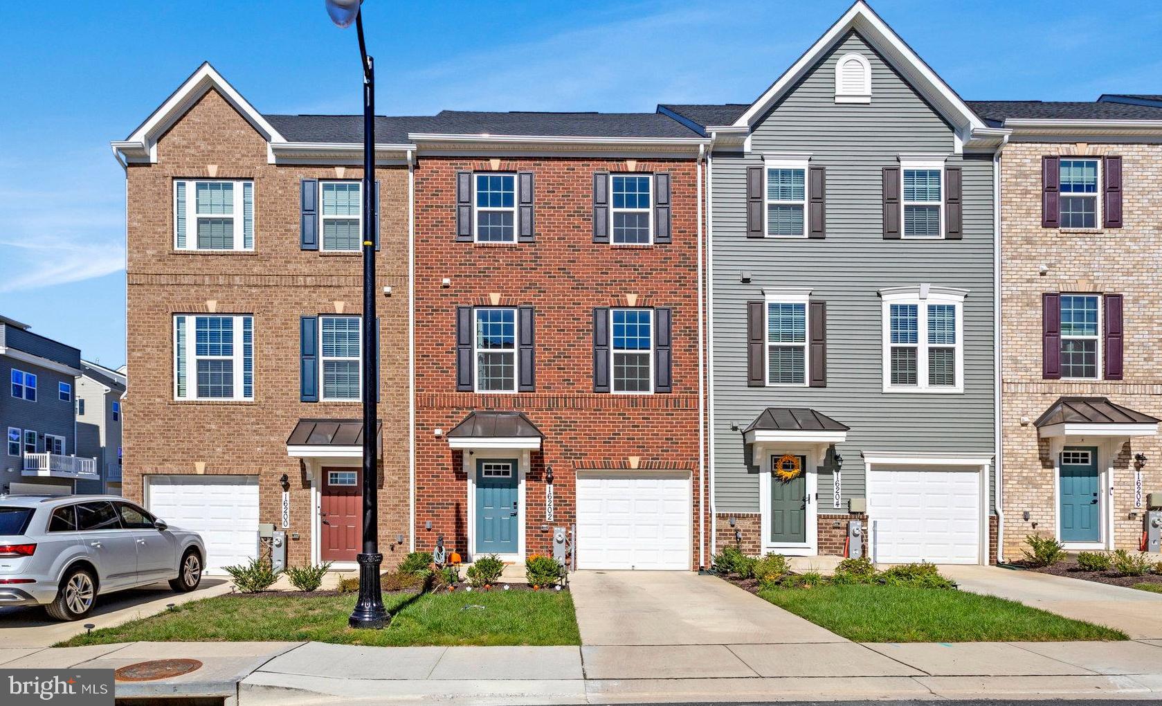 Real estate listing preview #24