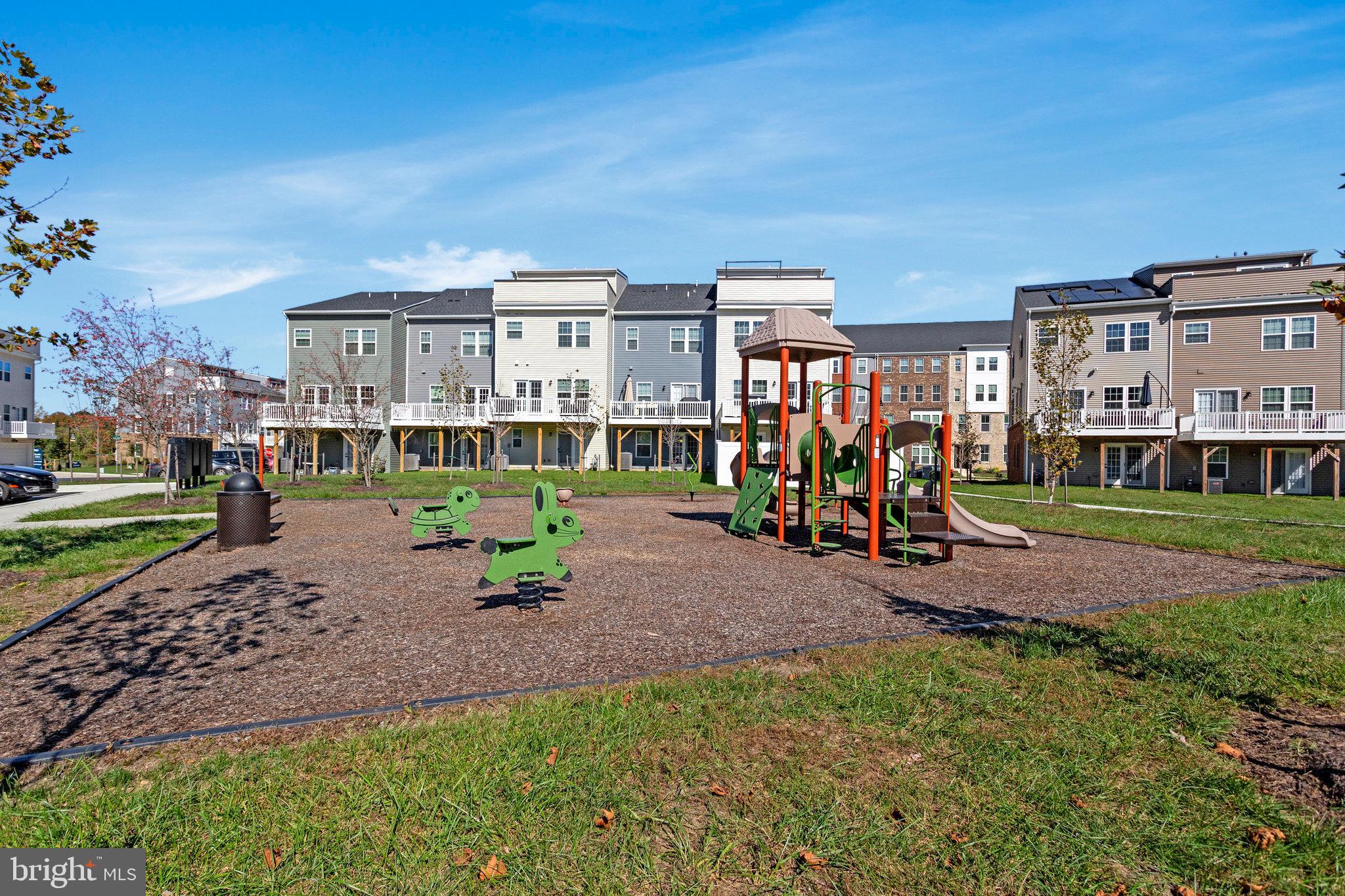 Real estate listing preview #18