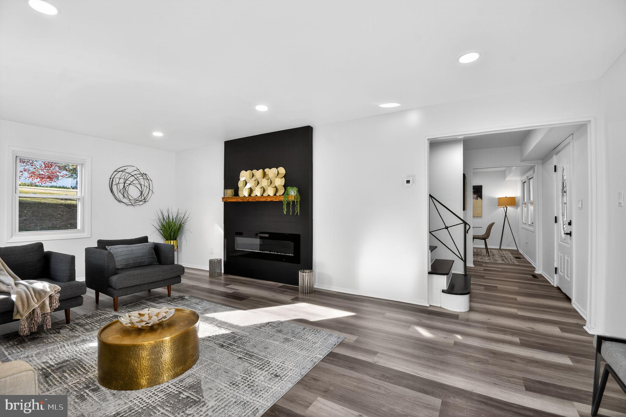 Real estate listing preview #4