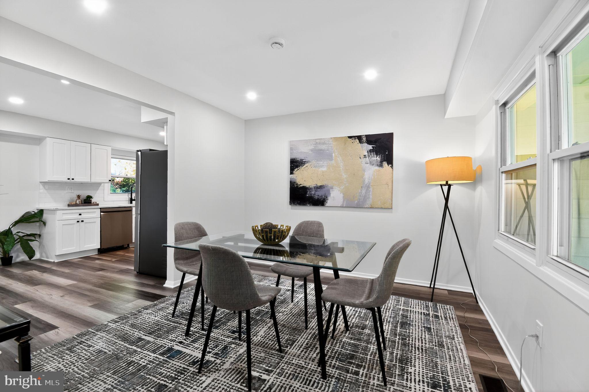 Real estate listing preview #8