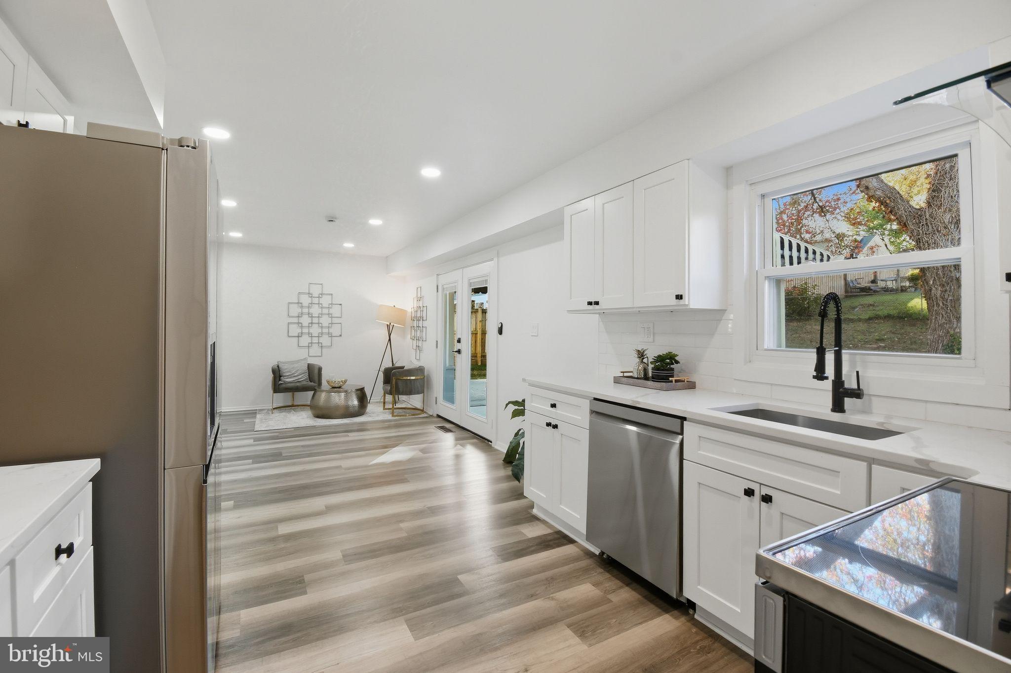 Real estate listing preview #7