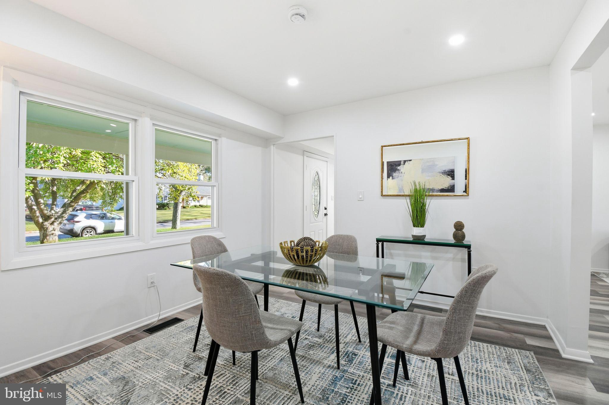 Real estate listing preview #9