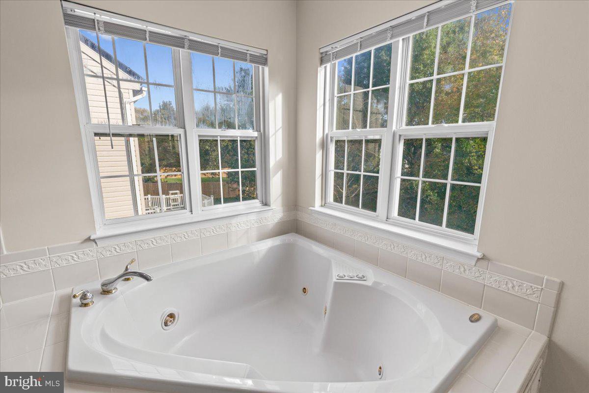 Real estate listing preview #34