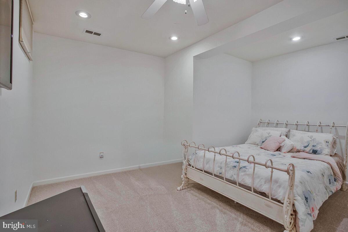 Real estate listing preview #32