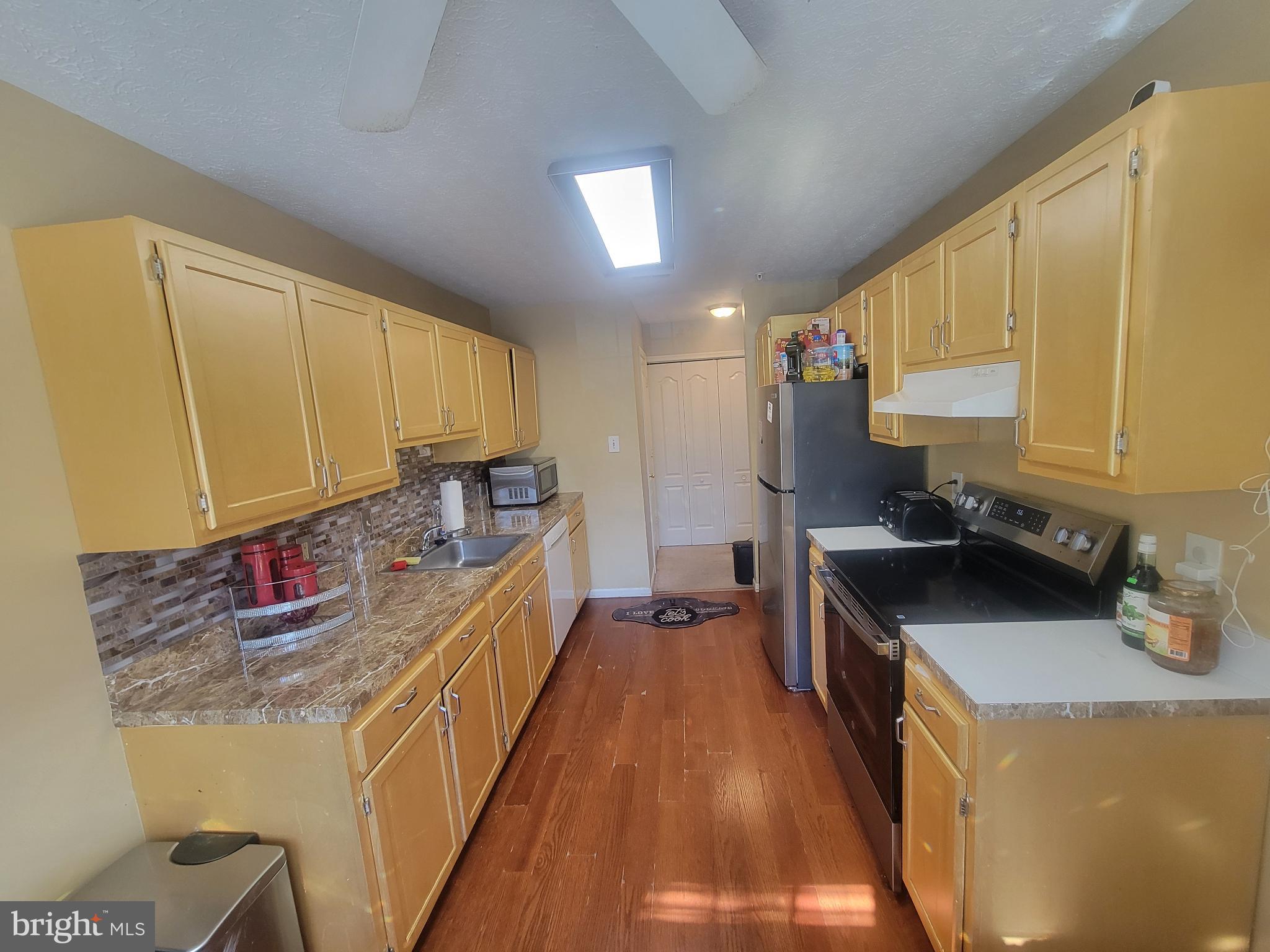 Real estate listing preview #15