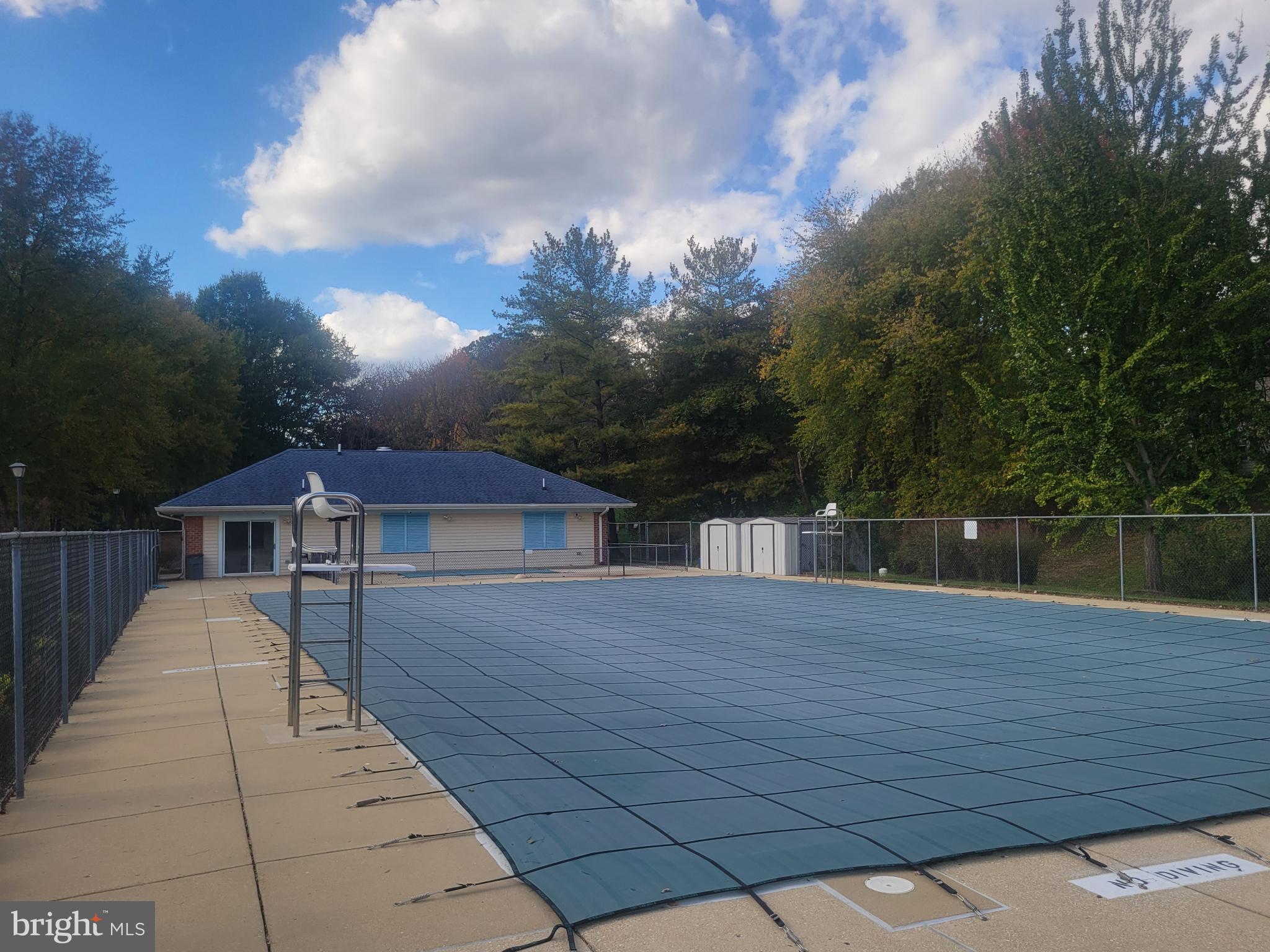 Real estate listing preview #25