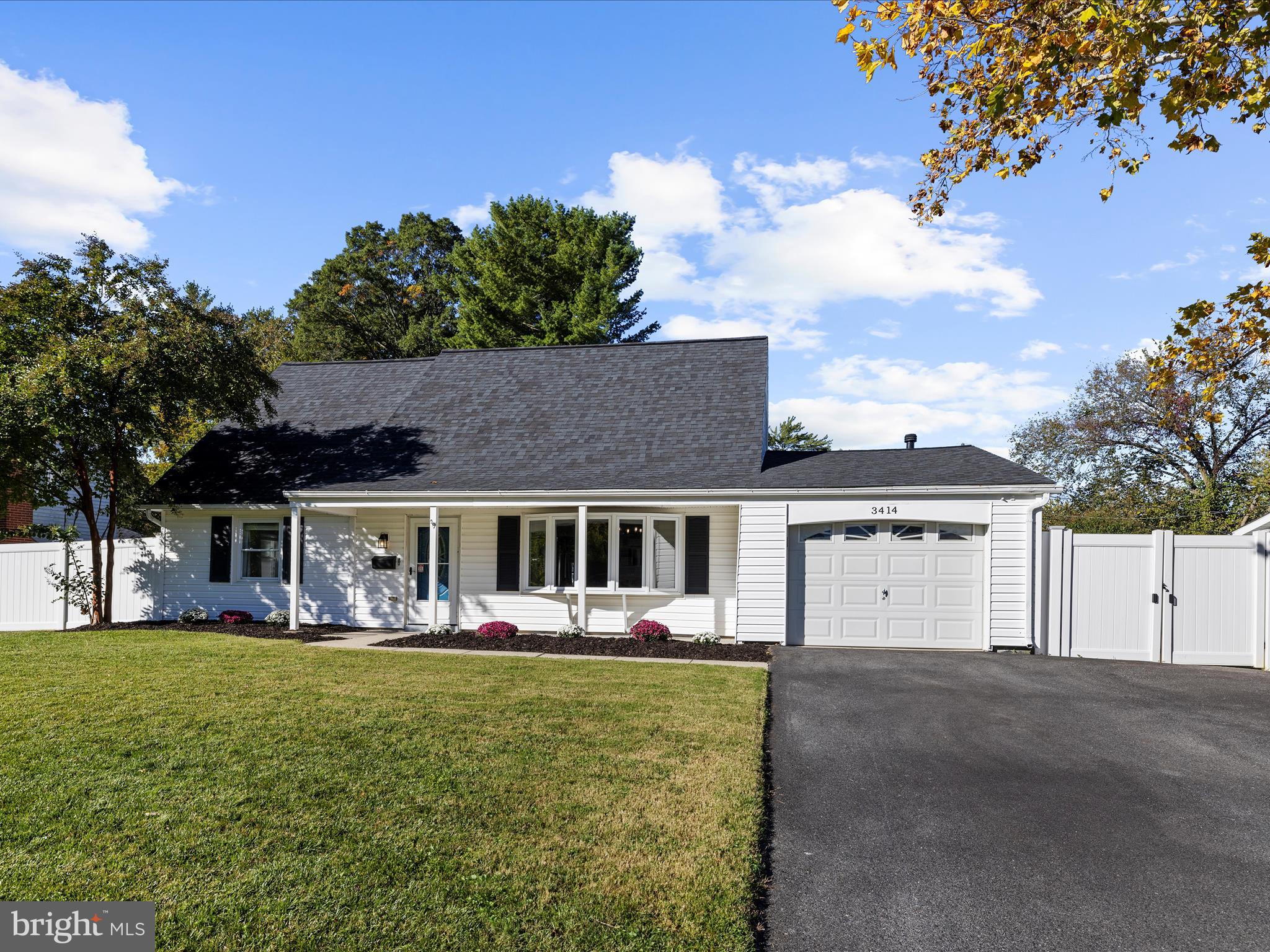 Real estate listing preview #2